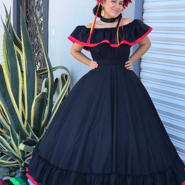 Falda negra mexicana con top Hecho a mano- Hermosa- mujer mexicana boho coco tema fiesta día de muertos 100cm