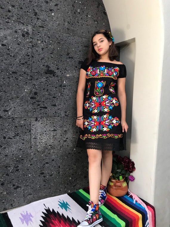 Vestido bordado mexicano Talla M de muertos 5 de - Etsy México