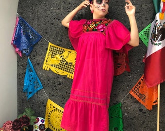Mexican Embroidered woman's size Only XS-M Handmade-dress Pink Frida  style- Mexican hobo hippie flower coco theme party Tehuacán mumu