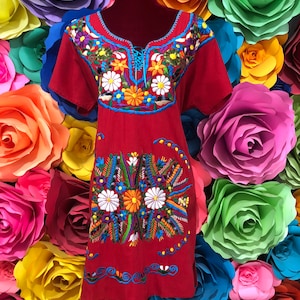 Rotes Mexikanisches Besticktes Kleid: Handgemachtes Blumen Fiesta Party Kleid