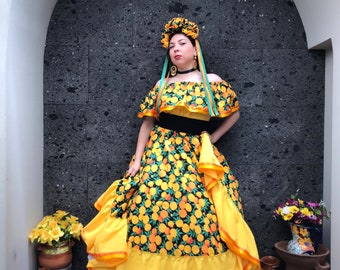 手作りのメキシコドレス：ハリスコスタイルの民族衣装セット - Etsy 日本