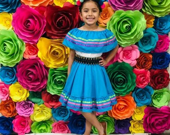 ハンドメイドのメキシコ刺繍ドレス：ピンクの花柄ワンサイズチュニック