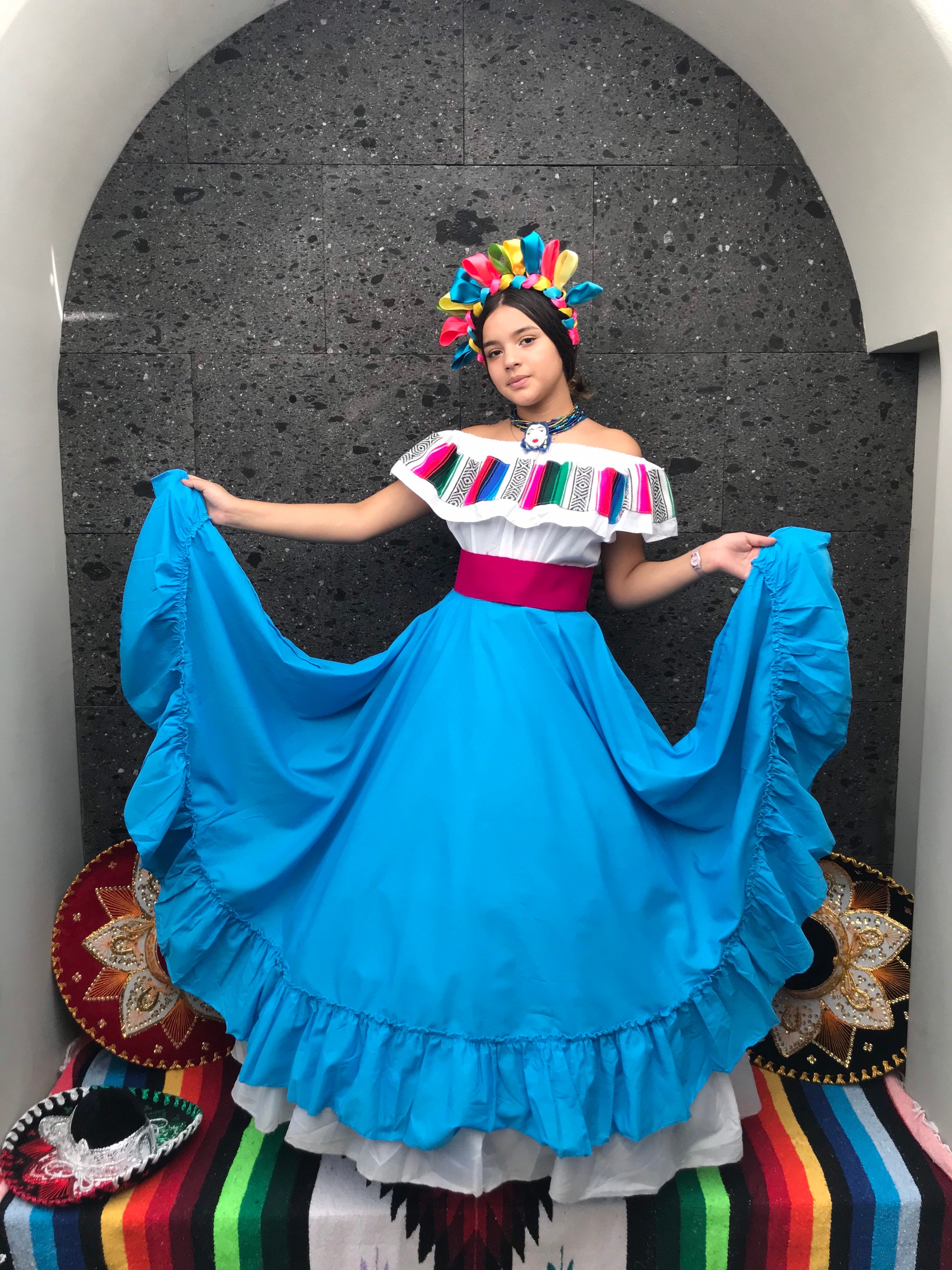Mujeres mexicanas FALDA SOLO AZUL dia de muertos fiesta mexicana fiesta tematica coco fiesta noche de muertos talla unica se adapta a todos adelita disfraz 100 Etsy Mexico