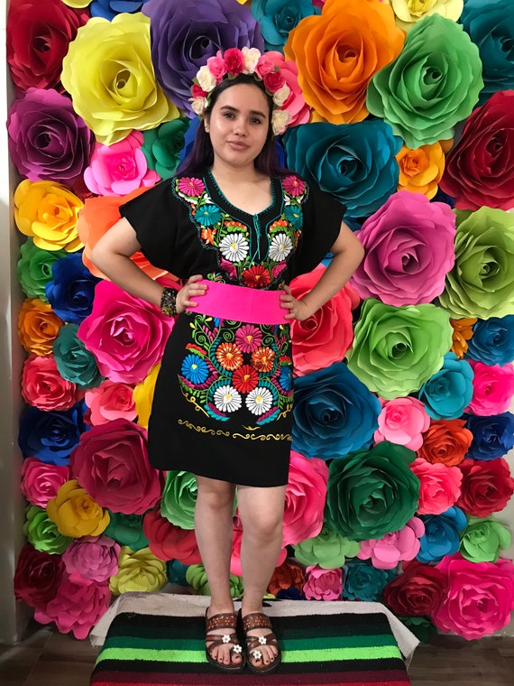 mexican flower embroidered dress Chilac Floral Embroidered Mexican Long Dress main image 1