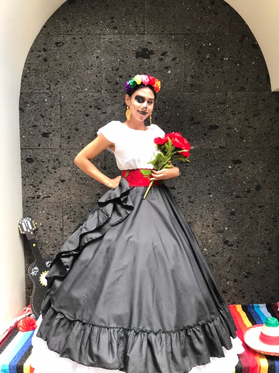 Fiesta top theme dress