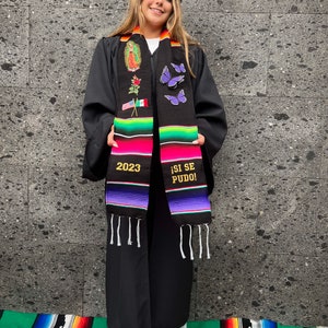 パーソナライズされた卒業サラペサッシュ - 2024年卒業クラスメキシカンストール