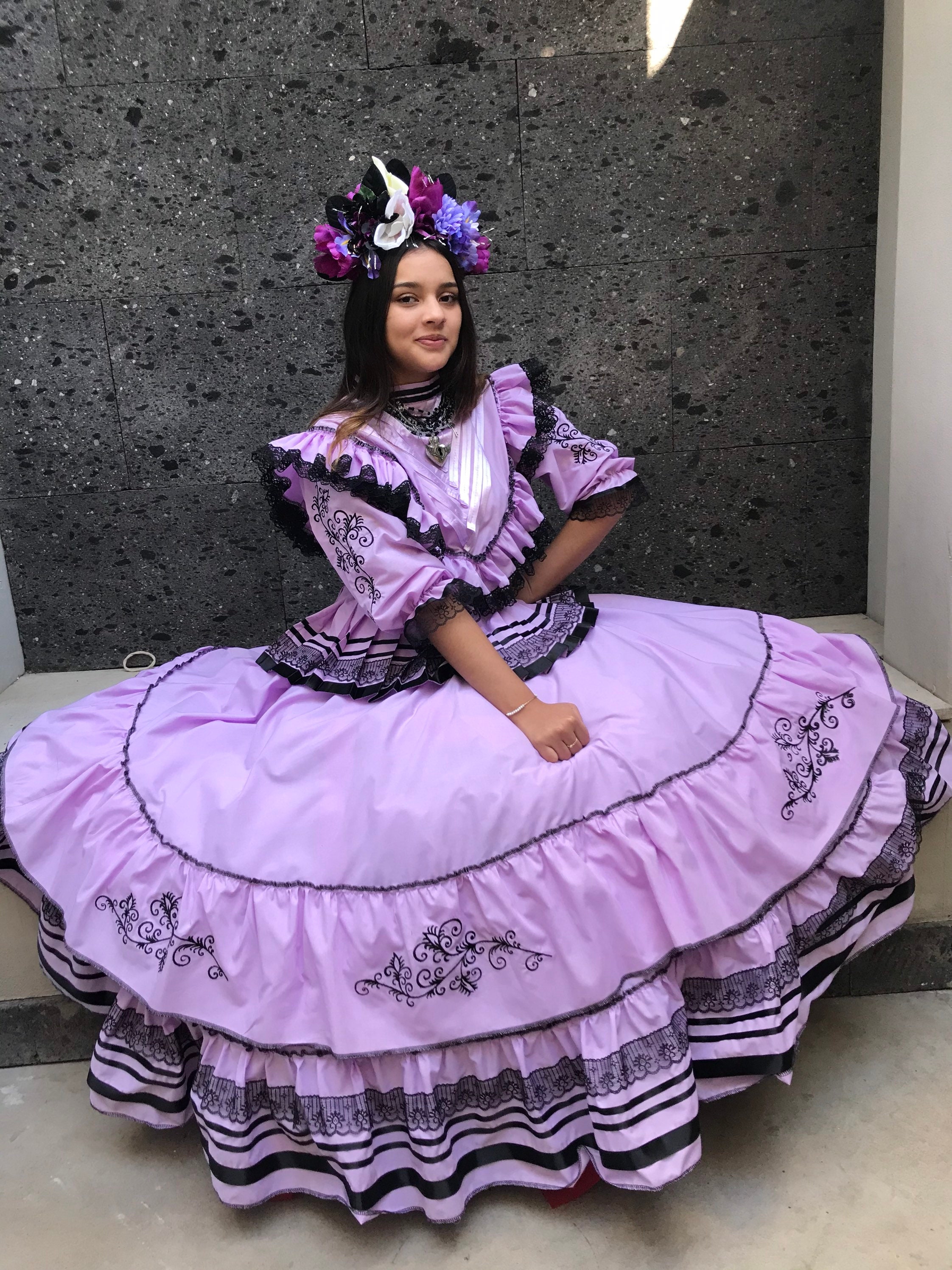 Mexican Jalisco Two Piece Light Purple Dress Woman Size M Double Circle Ribbon 5 De Mayo Day of Tje Dead Coco Theme Party - Etsy Mexican Jalisco Two Piece Light Purple Dress Woman Size M Double Circle Ribbon 5 De Mayo Day of Tje Dead Coco Theme Party - Etsy