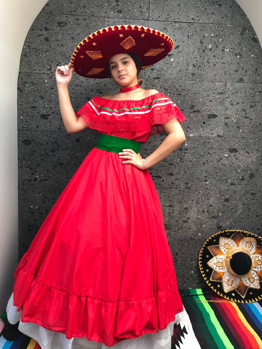 mexican dress Chiapaneco Ruedo Sencillo Floral Embroidered Dress- Vestido Mexicano Bordado The Chiapaneca outfit originates from the city of Chiapa de Corzo and is recognized as a traditional costume from Chiapas ABEHIK Mexican Dress for Women