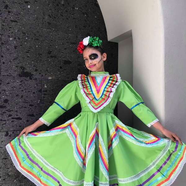 Vestido Mexicano Jalisco talla 8 Verde Claro impactante NIÑOS- Hermoso estilo-bebé mexicano boho hippie bebé flor niño Color