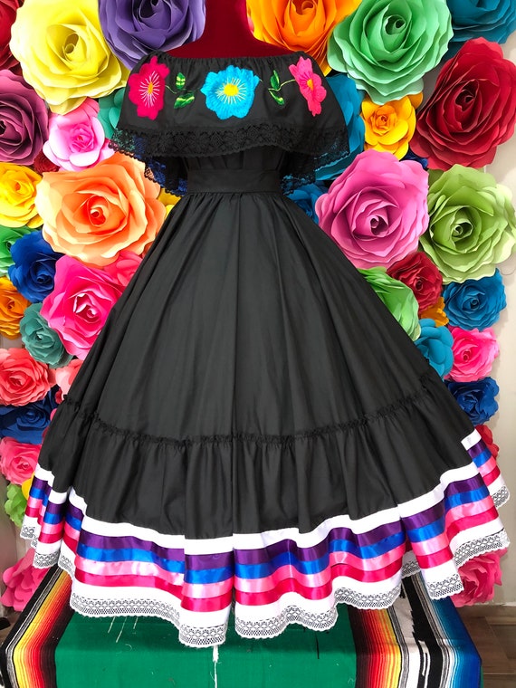 Black Mexican Folklorico Skirt: Ribbon & Lace Trim, 5 De Mayo