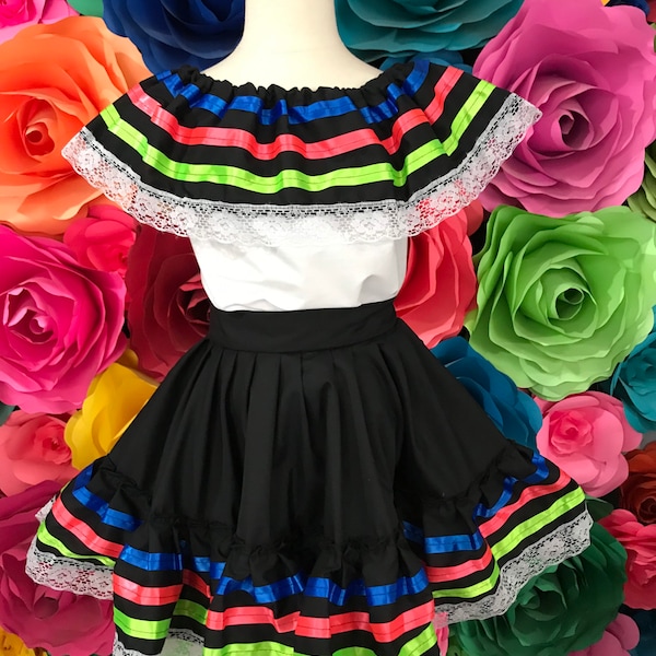 Mexican SIZE 0-1  SKIRT and Blouse 2pc Color Red 5 de Mayo inspired day of the dead 35 cm little girls 0 to 24 months coco theme