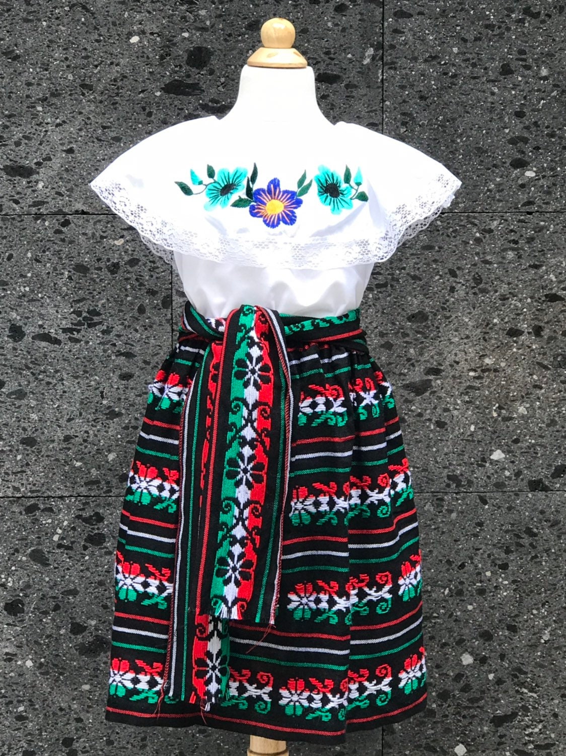 littlemaddie メキシカンハンドメイドドレス 4Yー6Y littlemaddie メキシカンハンドメイドドレス 4Yー6Y