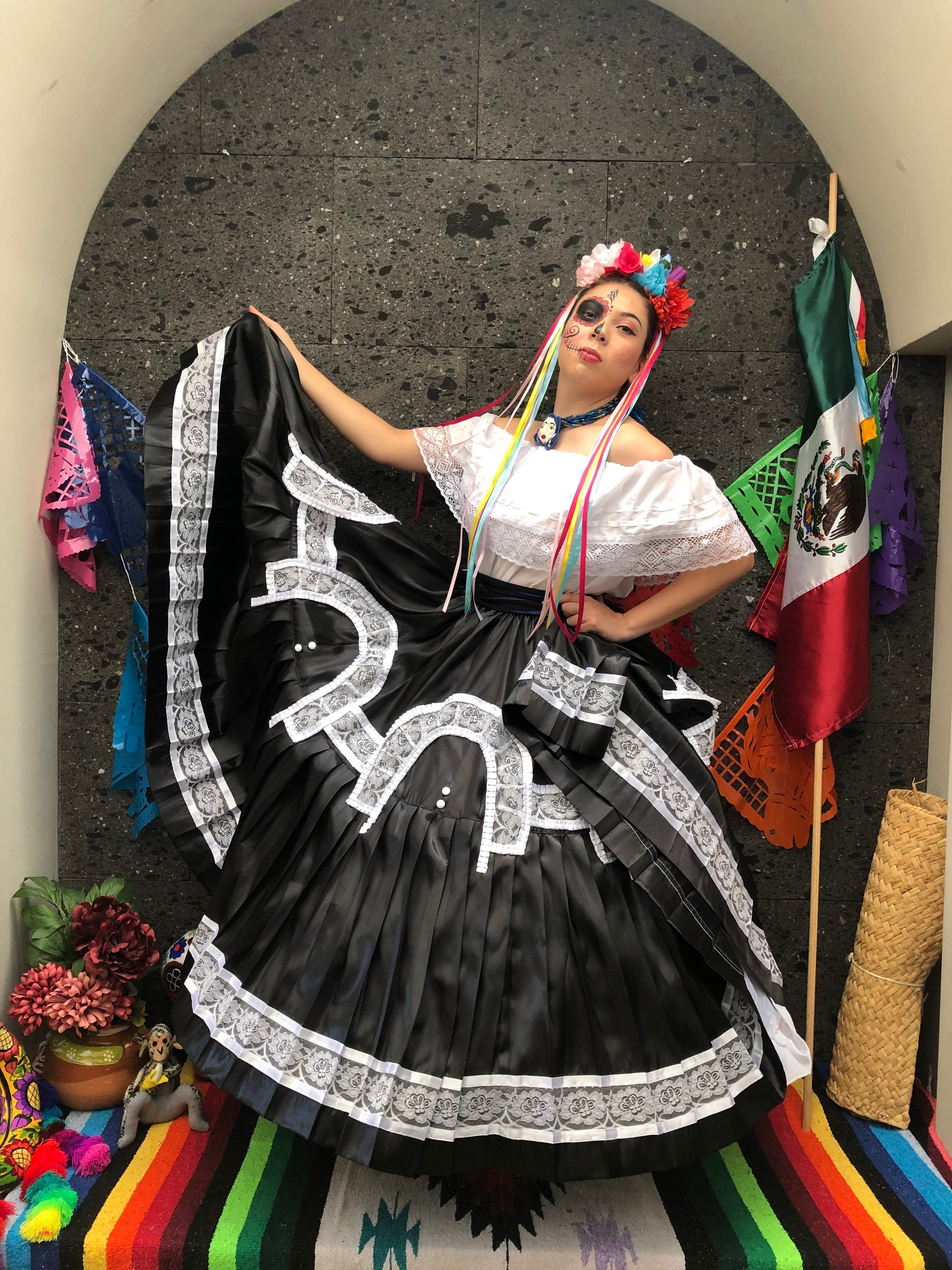 Falda de oaxaca México - Main Image