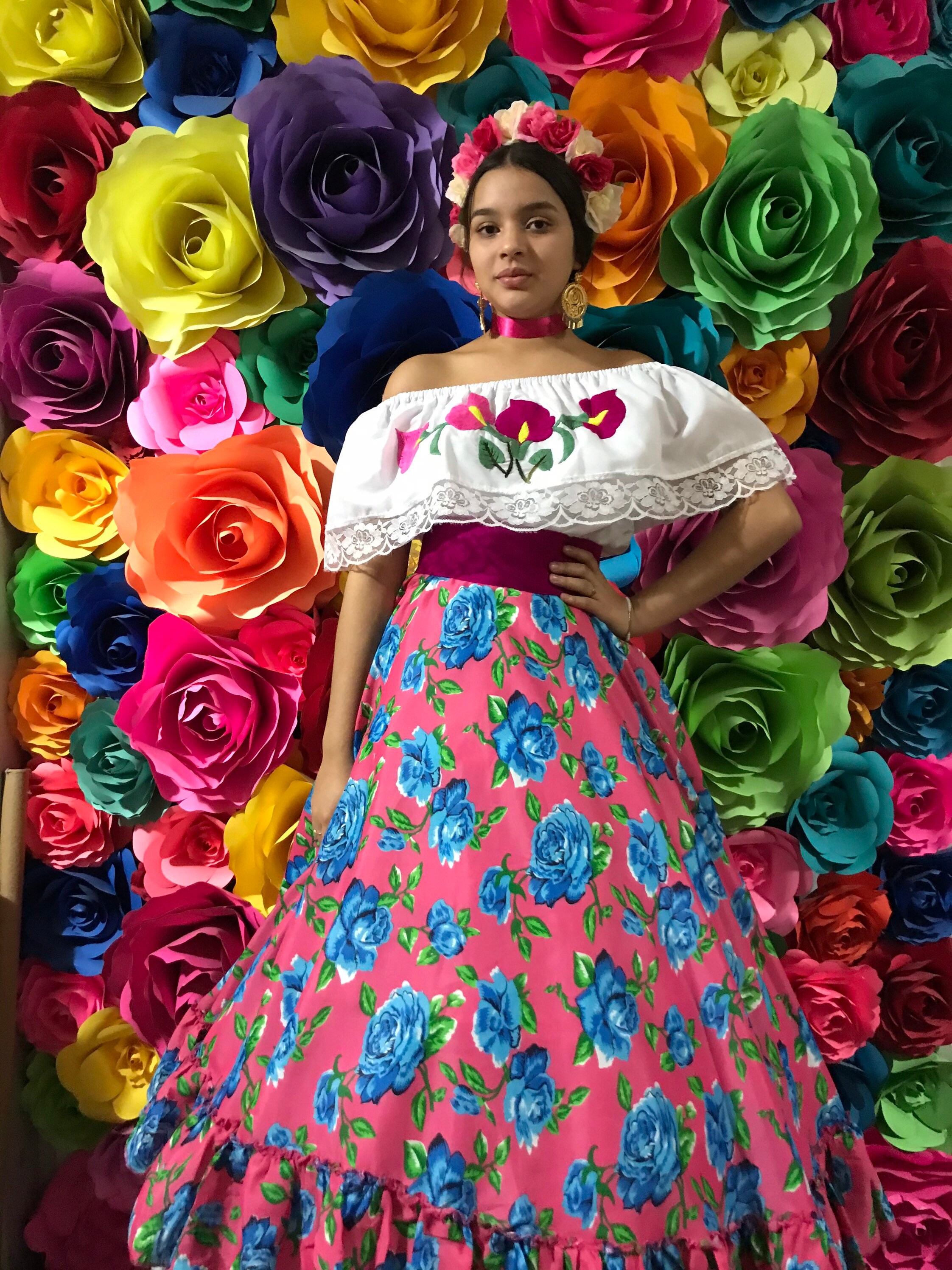 Mexican Flowered Skirt Handmade- Beautiful Style- Womans Mexican