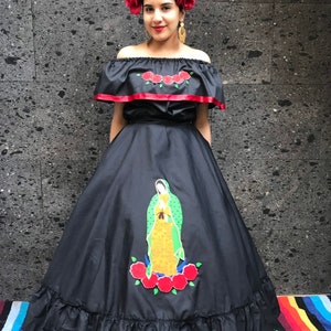 Mexican womans dress  BLack day of the dead mexican fiesta coco theme party noche de muertos one size fits all adelita costume 90c
