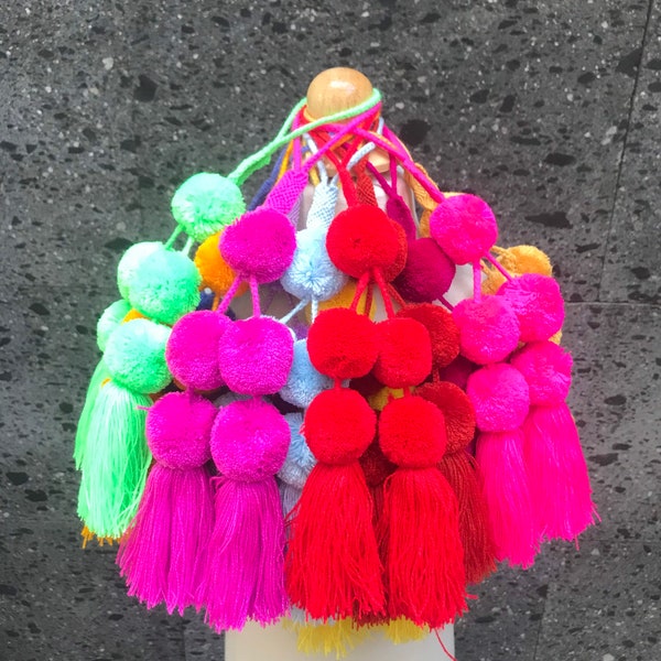 Lazo para el cabello POMPONS Handmade - decoración del día de los muertos para cinturones de pelo mexican boho hippie baby ponytail