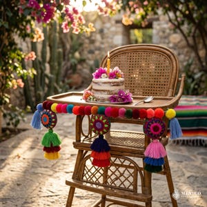 Guirnalda de borlas decorativas mexicanas hechas a mano, 26 pulgadas, flecos de 3 pulgadas x 2