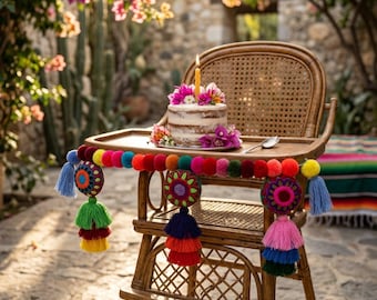 Guirnalda de borlas decorativas mexicanas hechas a mano, 26 pulgadas, flecos de 3 pulgadas x 2