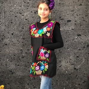 Mexican Embroidered apron for women kitchen, cooking multicolor
