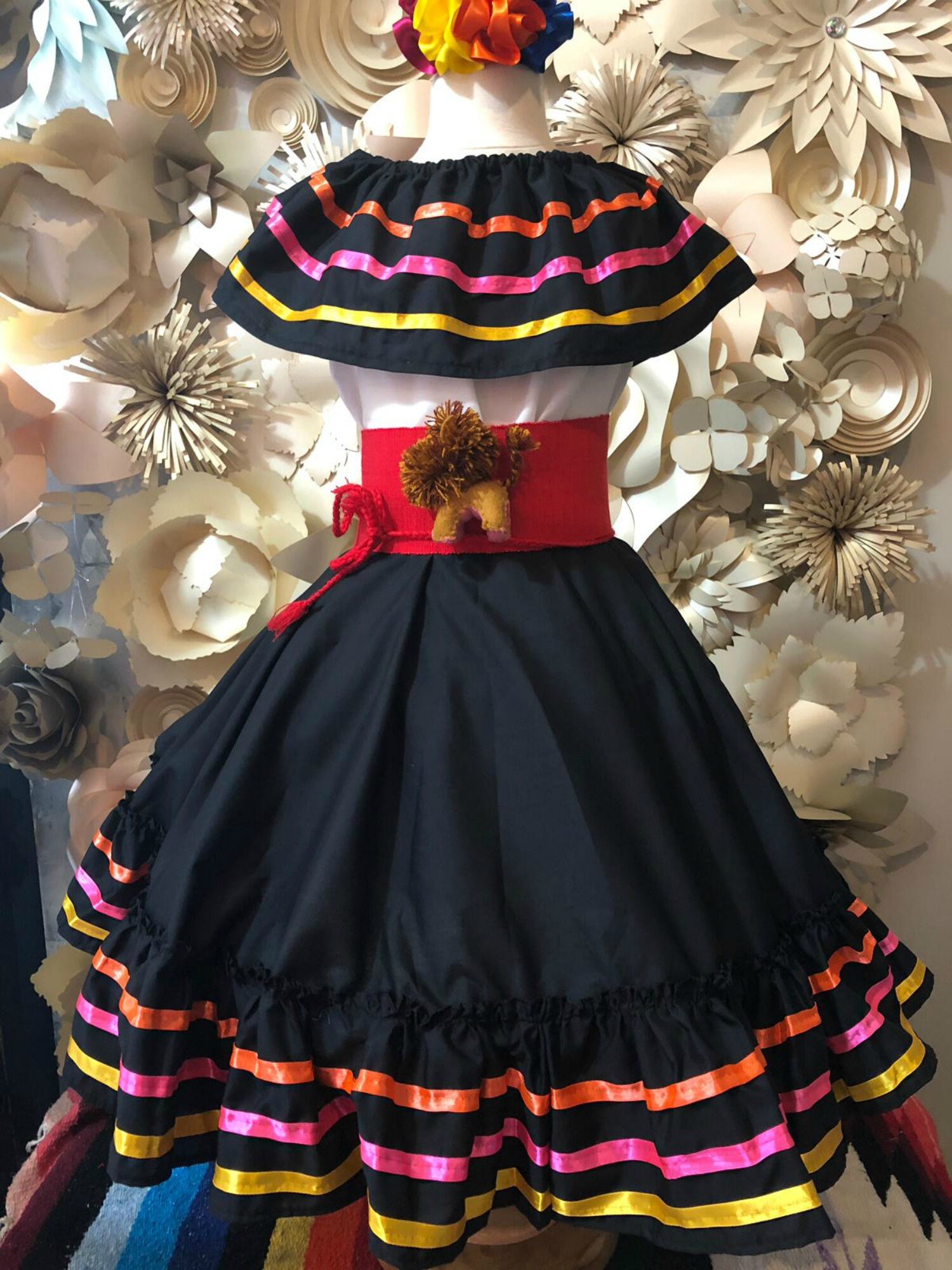 Black and red mexican dress 2025