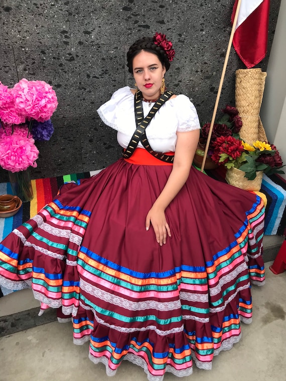 メキシコの女性用スカートプラスハンドメイド-美しい-フォークロリコ