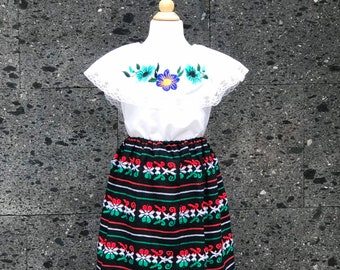 littlemaddie メキシカンハンドメイドドレス 4Yー6Y littlemaddie メキシカンハンドメイドドレス 4Yー6Y - メルカリ