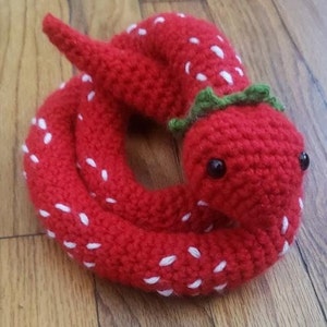 Stacey the Strawberry Snake Downloadable PDF Pattern ONLY - Etsy