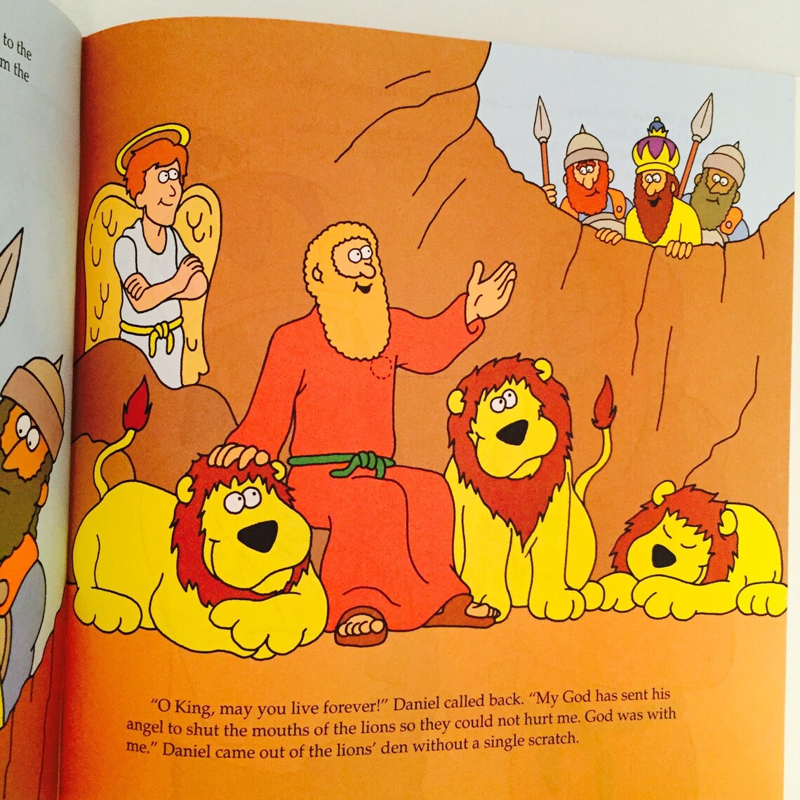 the-beginners-bible-daniel-faces-the-lions-story-book-etsy