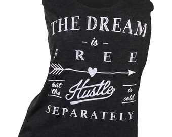 T-shirts met print voor dames. trainingskleding. trainingstank. trainingstanks. motiverende tank. sportschool tanktop. buitenbeentje. yogakleding. lopende tank.