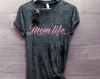 Ragazza mamma vita tshirt, maglia di vita di mamma, mamma orso camicia, camicia mamma, vita di mamma, regali per la mamma, per lei, plus size, ragazzo mamma, mamma, mommin non è facile