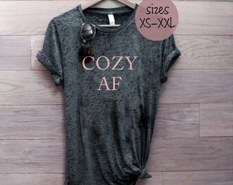 Accogliente AF camicia, comodi tees, tshirt divertenti, vestiti di fine settimana, stare a casa, notte a, netflix e chill, pigro pomeriggio, domenica funday, plus size