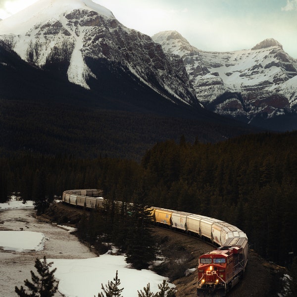 Courbe de Morant | Photographie albertaine | Parc national Banff | Train Téléchargement numérique | Montagnes Rocheuses | Rocheuses canadiennes
