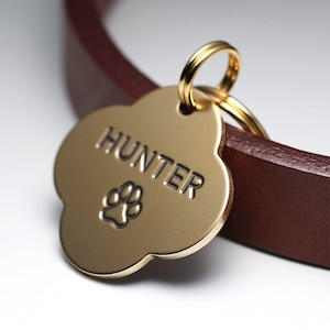 Dog Tag, Clover Dog Tag, Brass Dog Tag, Pet ID Tags, Personalized Dog Tag, Engraved Dog Tag, Small Dog Tag for Dogs, Name tag, Key ring