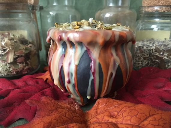Mabon Cauldron Candle / Mabon Pillar Candle / Mabon Decoration / Wheel of the Year / Cauldron Candle / Autumn Candle / Fall Candle / Cottage