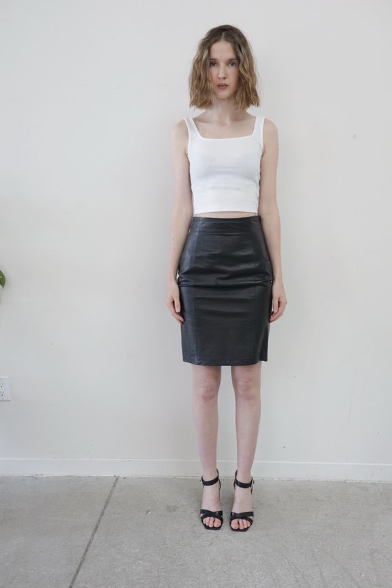 Vintage Gianfranco Ferre leather pencil skirt 42 - image 1