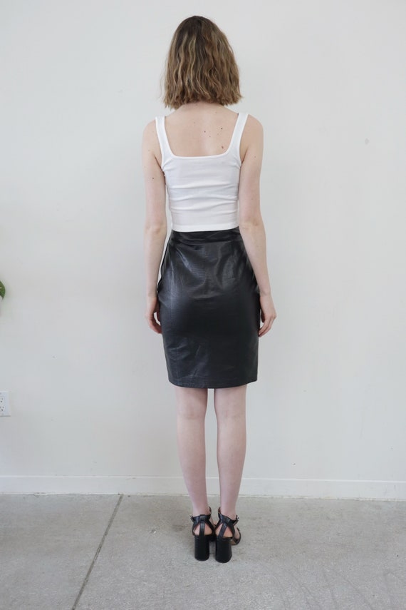 Vintage Gianfranco Ferre leather pencil skirt 42 - image 2