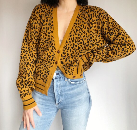 Vintage 90’s leopard animal print cardigan S