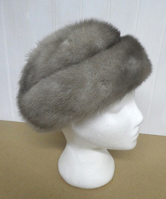 Vtg Grey, Silver Mink Fur Hat/Genuine Fur Ladies W