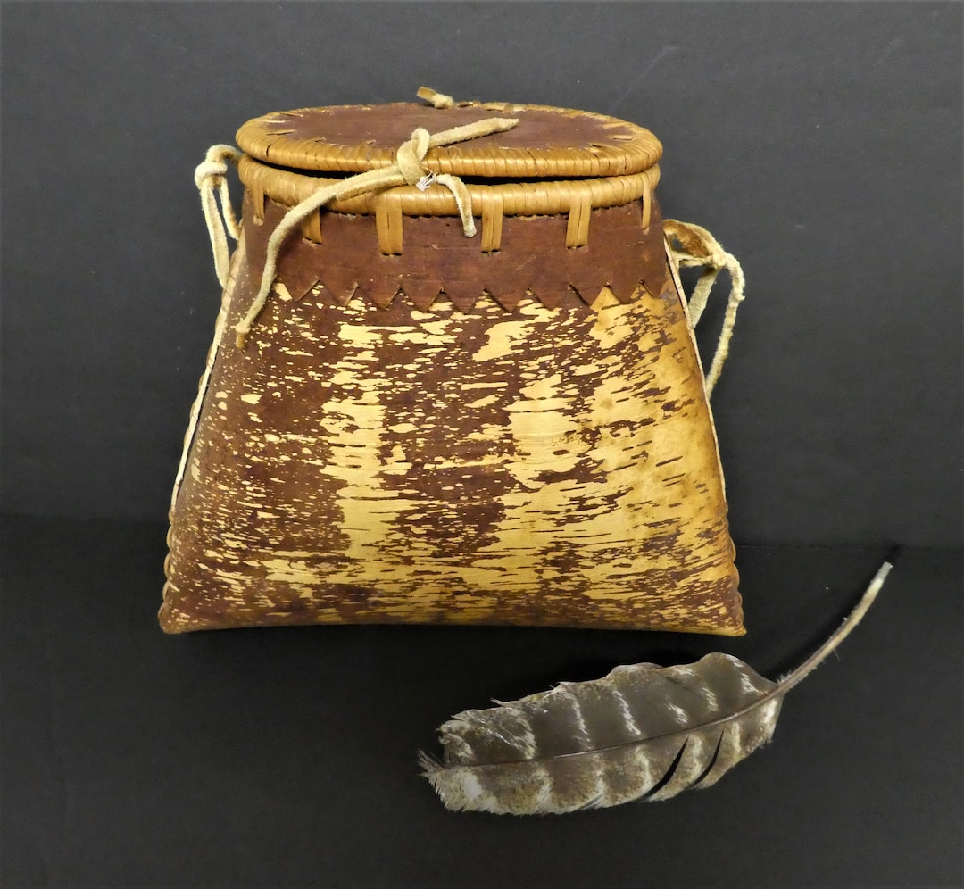 Indigenous Birch Bark Foraging Basket/birch Bark Box With Lid and Strap