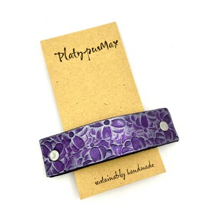 Lila & Silber Frühlingsblumen Gestempelt Leder Haarspange Large / Large Französisch Haarspange für langes und dickes Haar