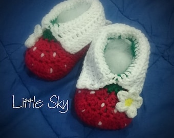 Crochet Strawberry Baby Shoes Pattern