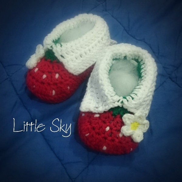 Crochet Strawberry Baby Shoes Pattern