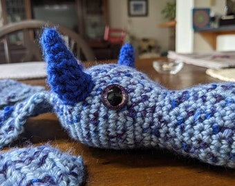 Ocean Shoulder Pet -- Ready to ship!