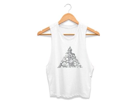 loose crop top workout