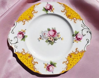 Rare Vintage 30's/40's Paragon Rockingham Variation Queen Mary Yellow/Gold Cake Plate British Fine Bone China