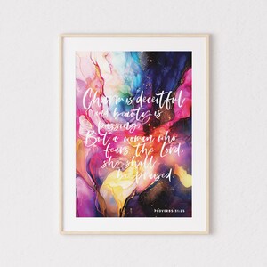 Spreuken 31:25 afdrukken kunst, muur kunst bijbelvers Spreuken 31 afdrukken, muur bijbel decor ze is gekleed bijbel vers kunst schrift, dochter cadeau