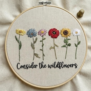 Lukas 12:27 Betrachten Sie die Wildblumen Stick and Stitch Handstickerei-Stabilizer-Pack, Blumenbibel, Stickblumen,