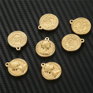 5pcs Queen Elizabeth II Charms, Gold Coin Pendant, Dainty Elizabeth Medallion Charm Pendant, Gold plated Stainless Steel, Vintage Coin Charm