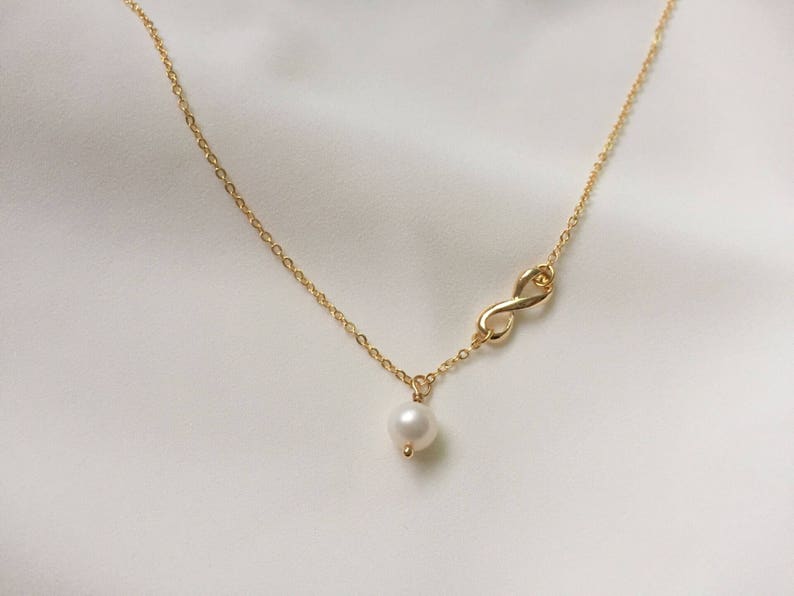 Infinite necklace, Gold necklace, bridesmaid necklace, freshwater pearl necklace, Eternity Jewelry, Birthday gift, wedding jewelry, mom gift image 1