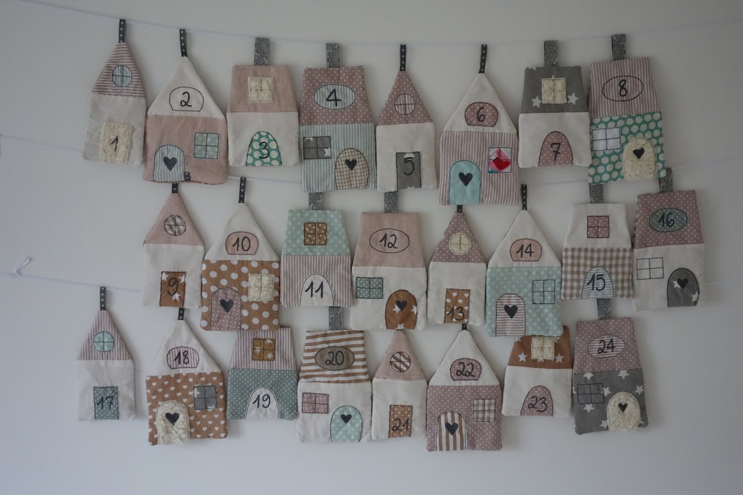 sewn-advent-calendar-fabric-houses-christmas-village-old-pink-pastel